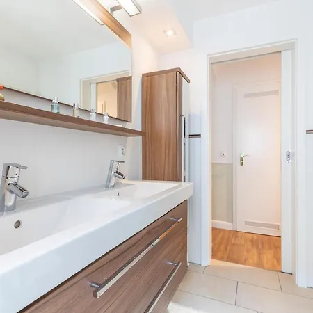 Haus Sonnenschein Whg H Appartamento